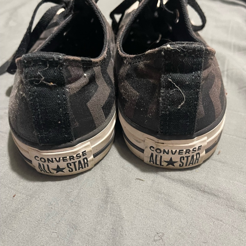 Converse Zigzag Pattern Black And White Sneakers - image 4